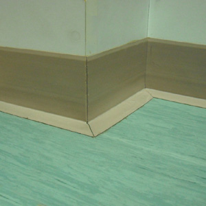 PVC LAJSNA XPZ9 L PROFIL 7X2 cm